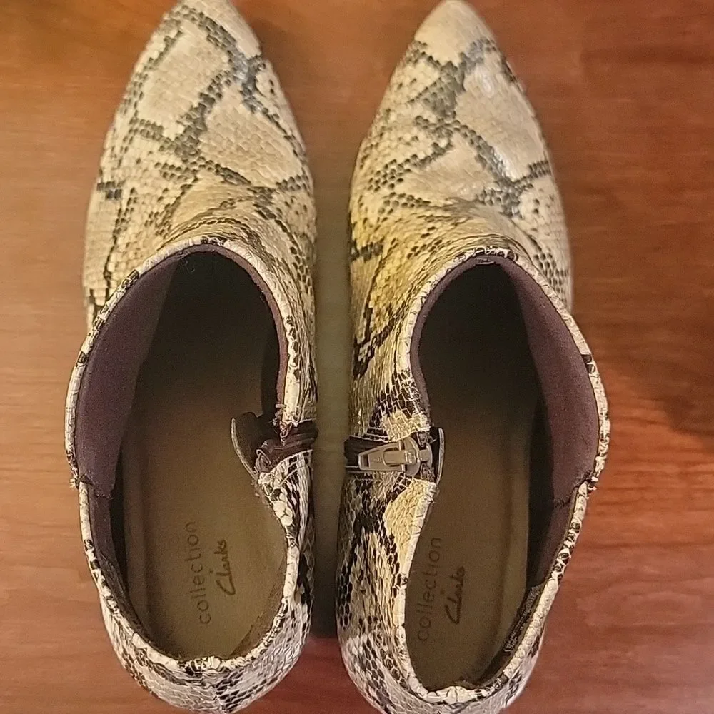 Clarks Snakeskin Ankle Boots Sz 9